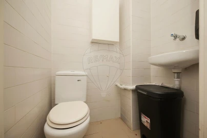Negócio para Venda em Areeiro