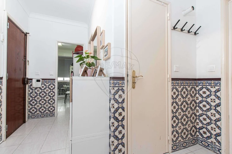 Apartamento T2 para Venda em Vialonga Foto 10