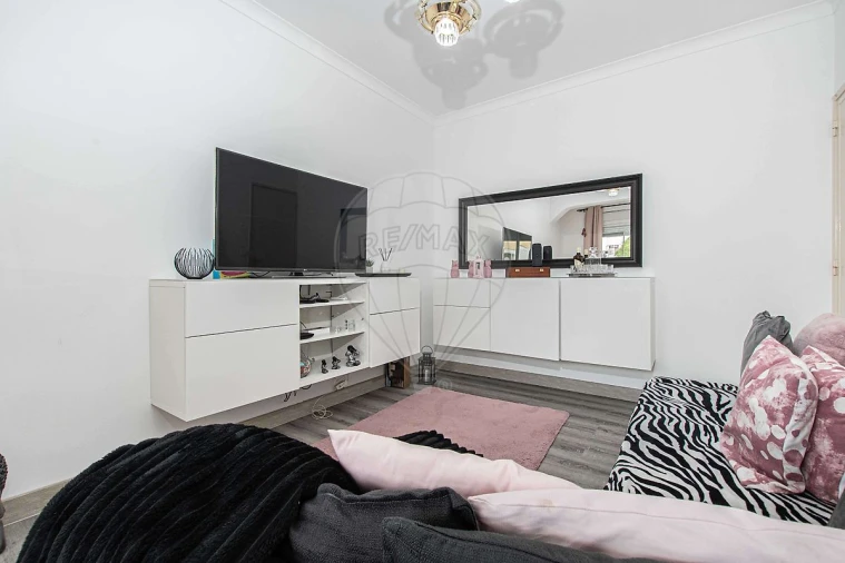 Apartamento T2 para Venda em Vialonga Foto 19
