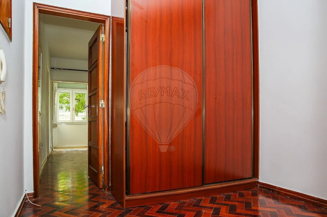 Apartamento T1 para Arrendamento em Arroios Foto 14