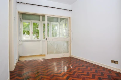 Apartamento T1 para Arrendamento em Arroios