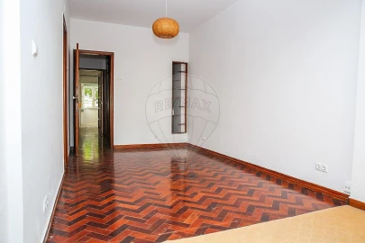Apartamento T1 para Arrendamento em Arroios
