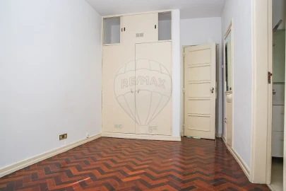 Apartamento T1 para Arrendamento em Arroios