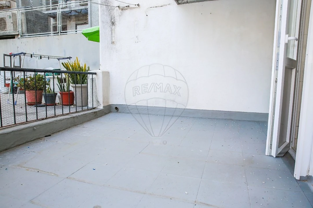 Apartamento T1 para Arrendamento em Arroios Foto 25