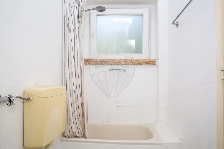 Apartamento T1 para Arrendamento em Arroios Foto 12