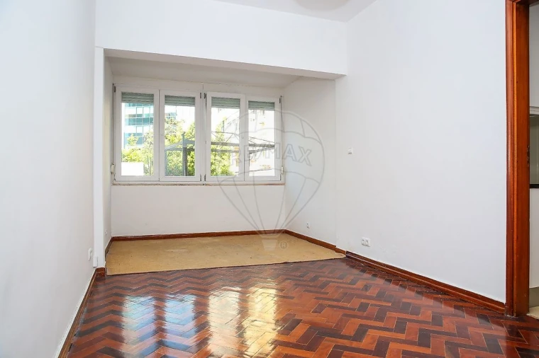 Apartamento T1 para Arrendamento em Arroios Foto 20