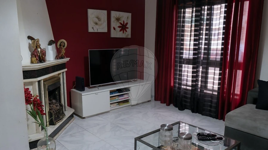 Apartamento T3 para Venda em Carregado e Cadafais Foto 21