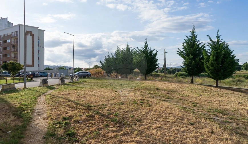Apartamento T3 para Venda em Carregado e Cadafais Foto 5