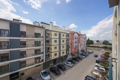 Apartamento T3 para Venda em Alcochete