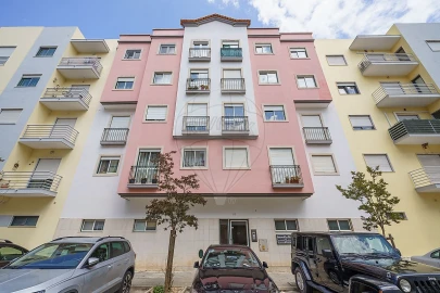 Apartamento T3 para Venda em Alcochete