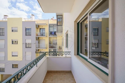 Apartamento T3 para Venda em Alcochete