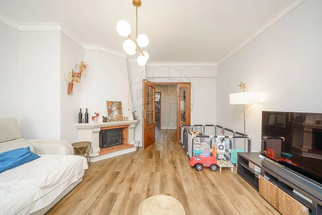 Apartamento T3 para Venda em Alcochete Foto 2