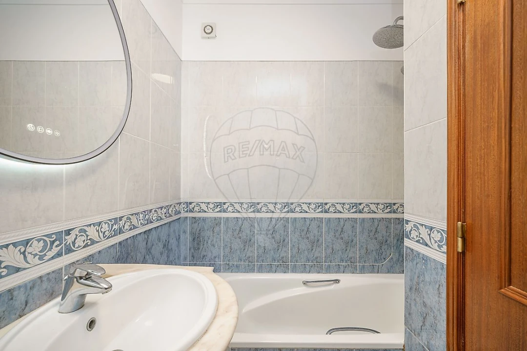 Apartamento T3 para Venda em Alcochete Foto 16