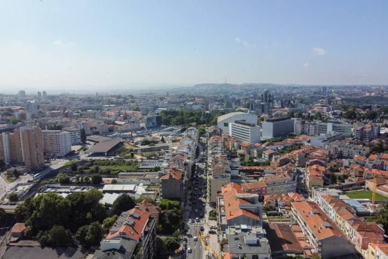 Apartamento T1 para Arrendamento em Ramalde Foto 30
