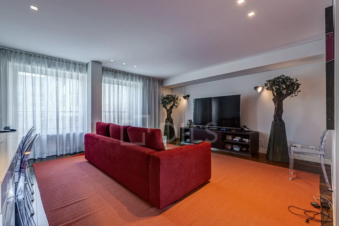 Apartamento T6 para Venda em Avenidas Novas Foto 34