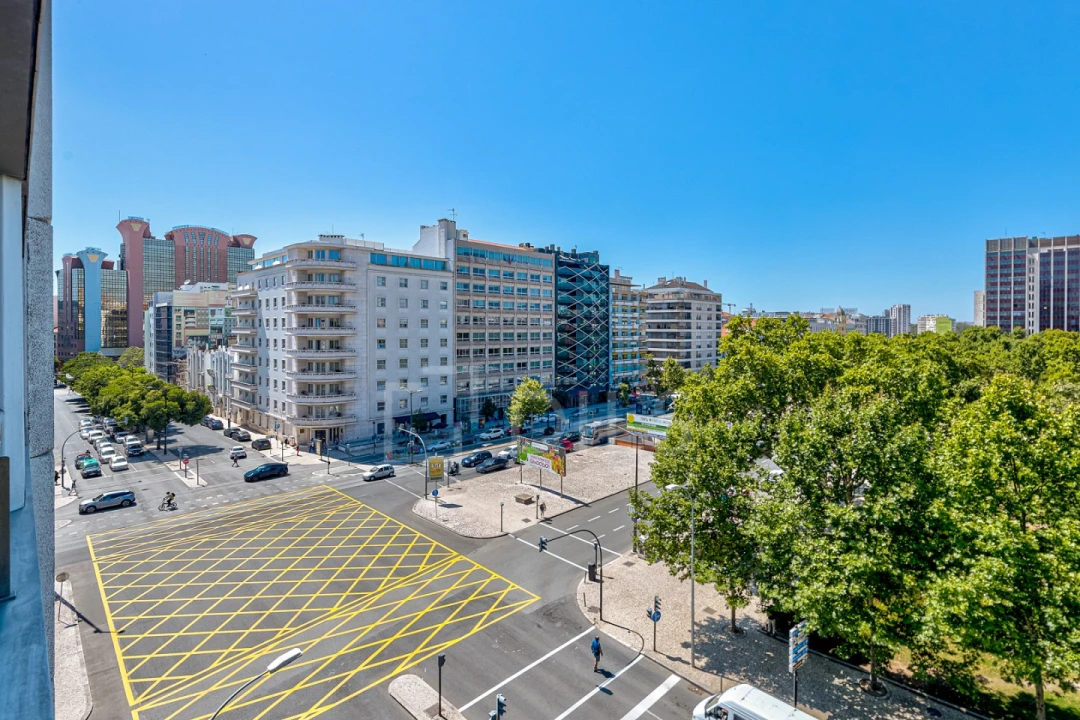 Apartamento T6 para Venda em Avenidas Novas Foto 65