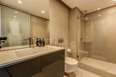 Apartamento T6 para Venda em Avenidas Novas