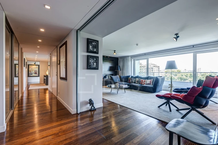 Apartamento T6 para Venda em Avenidas Novas Foto 4