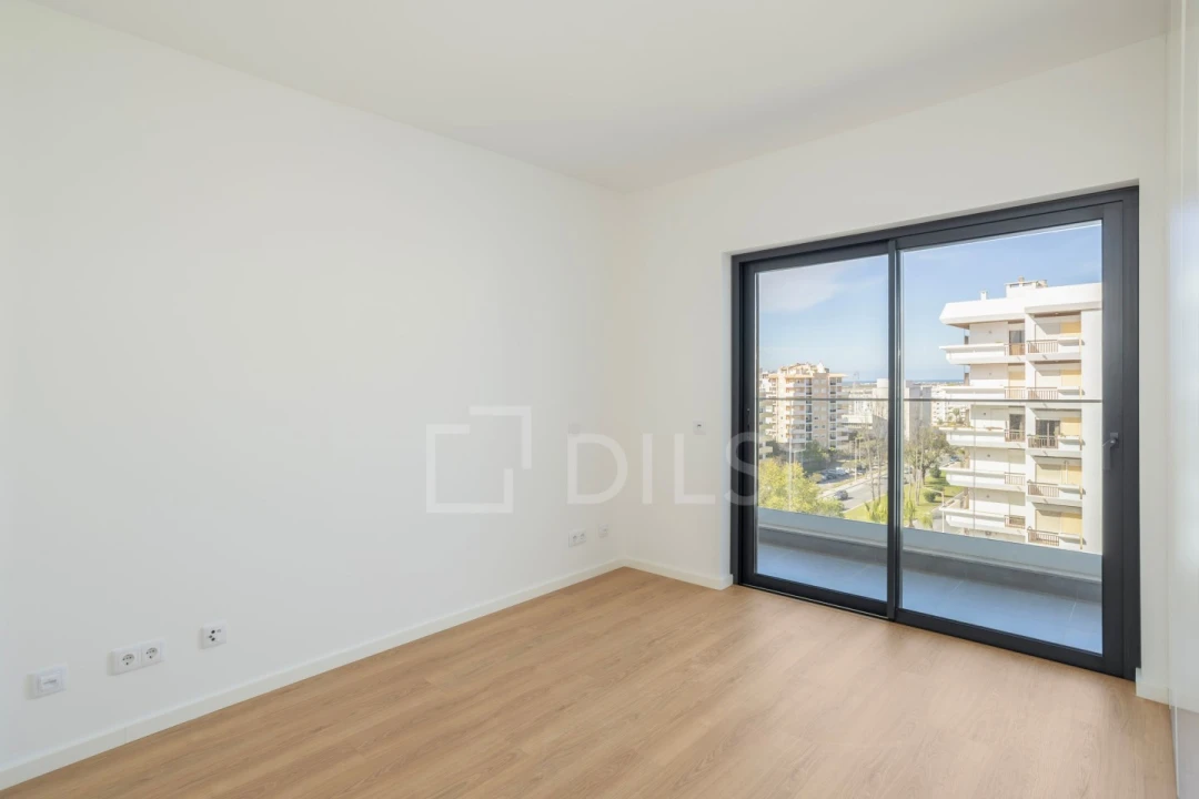 Apartamento T3 para Venda em Faro (Sé e São Pedro) Foto 15