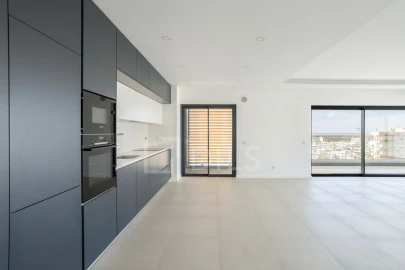 Apartamento T3 para Venda em Faro (Sé e São Pedro)