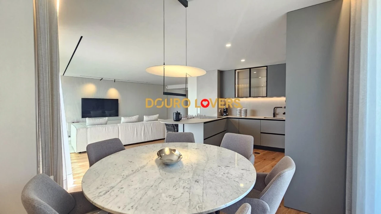 Apartamento T3 para Venda em São Felix da Marinha Foto 43