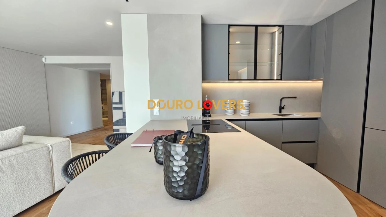Apartamento T3 para Venda em São Felix da Marinha Foto 49