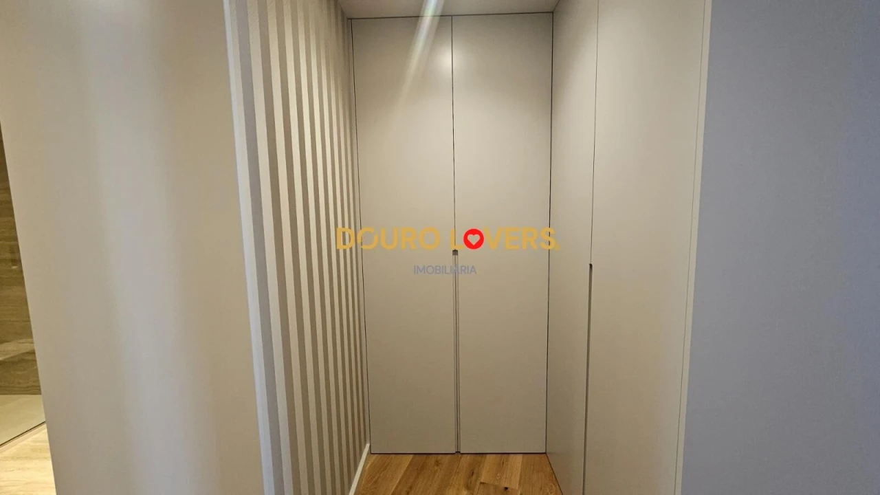 Apartamento T3 para Venda em São Felix da Marinha Foto 8