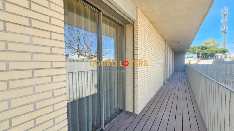 Apartamento T3 para Venda em São Felix da Marinha