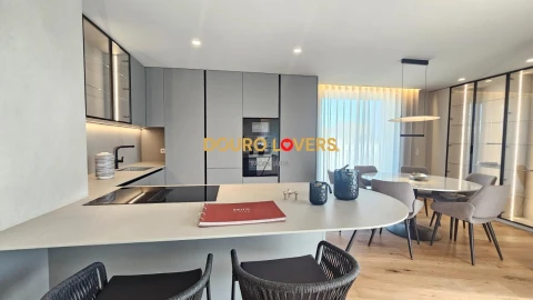 Apartamento T3 para Venda em São Felix da Marinha
