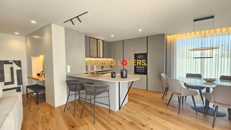 Apartamento T3 para Venda em São Felix da Marinha Foto 37