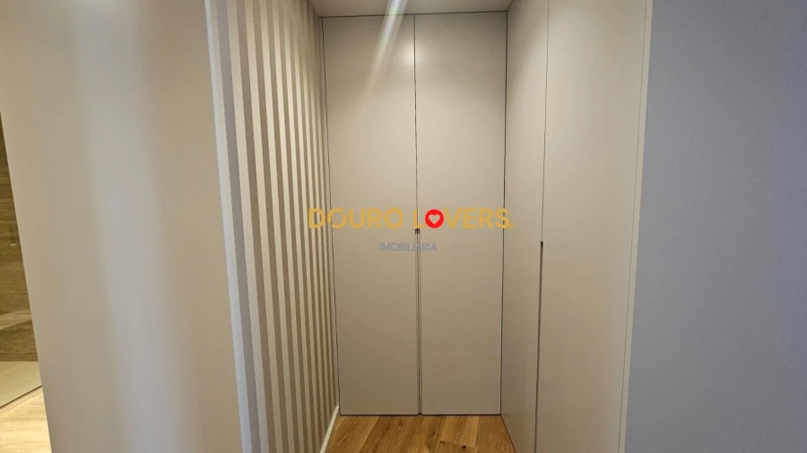 Apartamento T3 para Venda em São Felix da Marinha Foto 5