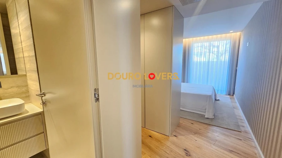 Apartamento T3 para Venda em São Felix da Marinha Foto 6