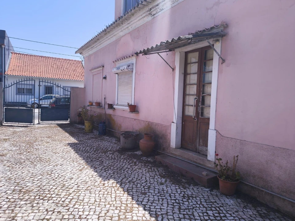 Moradia T4 para Venda em Marinha Grande Foto 10