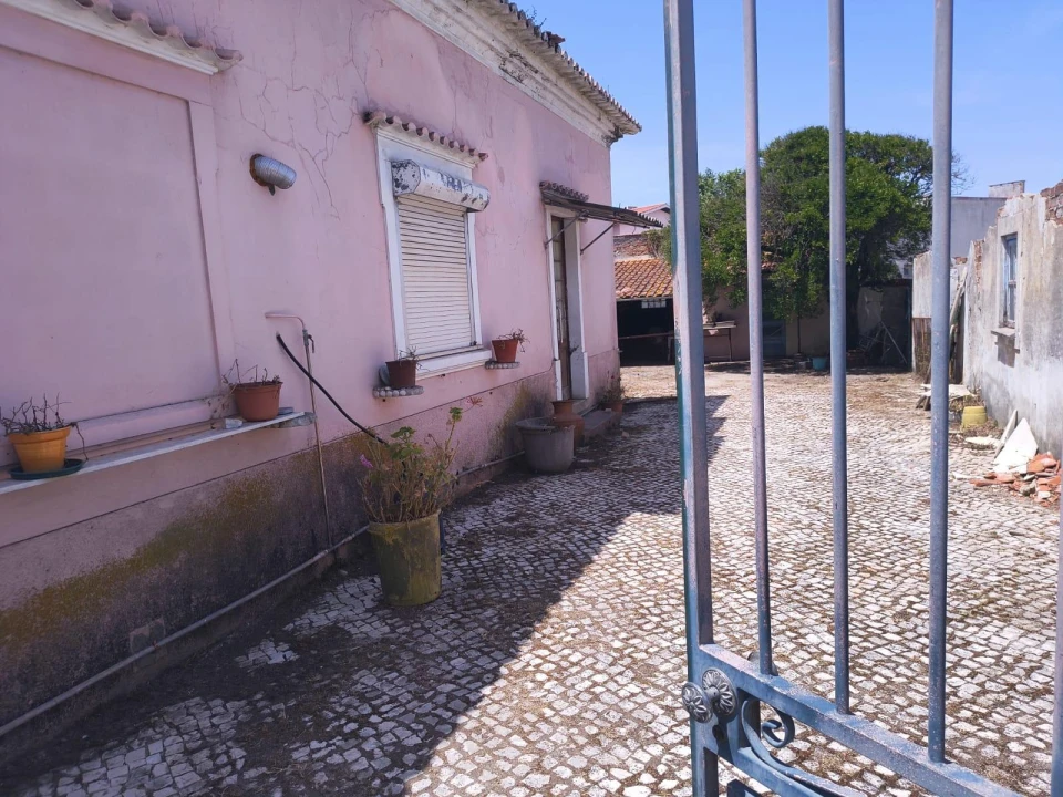 Moradia T4 para Venda em Marinha Grande Foto 13