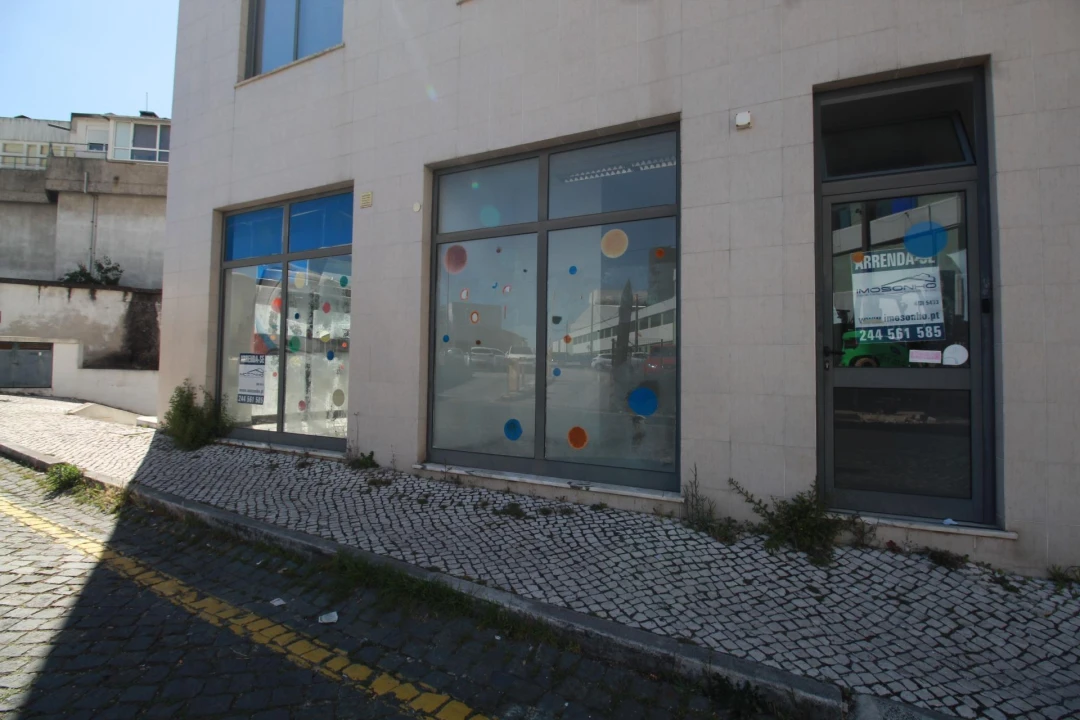 Negócio para Arrendamento em Marinha Grande Foto 2