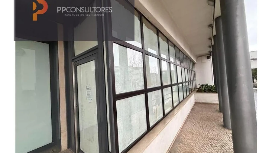 Moradia para Venda em Poiares (Santo Andre)