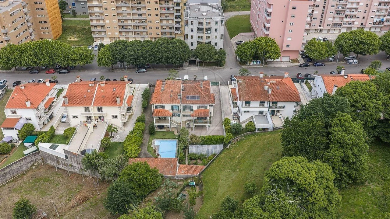 Moradia T4 para Venda em Braga (Maximinos, Sé e Cividade) Foto 43