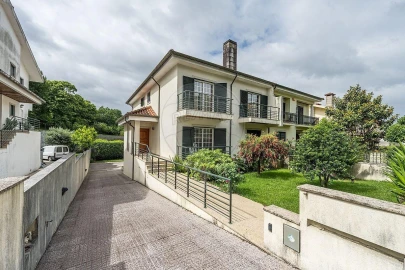 Moradia T4 para Venda em Braga (Maximinos, Sé e Cividade)