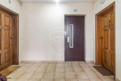 Apartamento T3 para Venda em Vila Verde e Barbudo