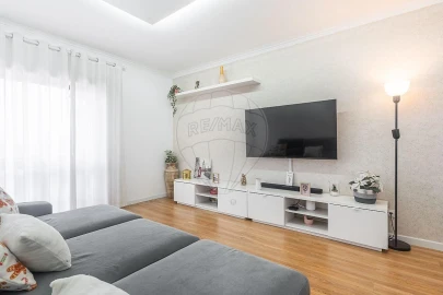 Apartamento T3 para Venda em Vila Verde e Barbudo