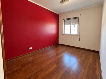 Moradia T4 para Venda em Conceição e Estoi