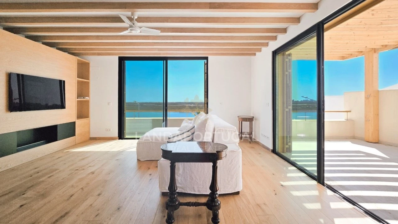 Apartamento T2 para Venda em Santa Luzia Foto 4