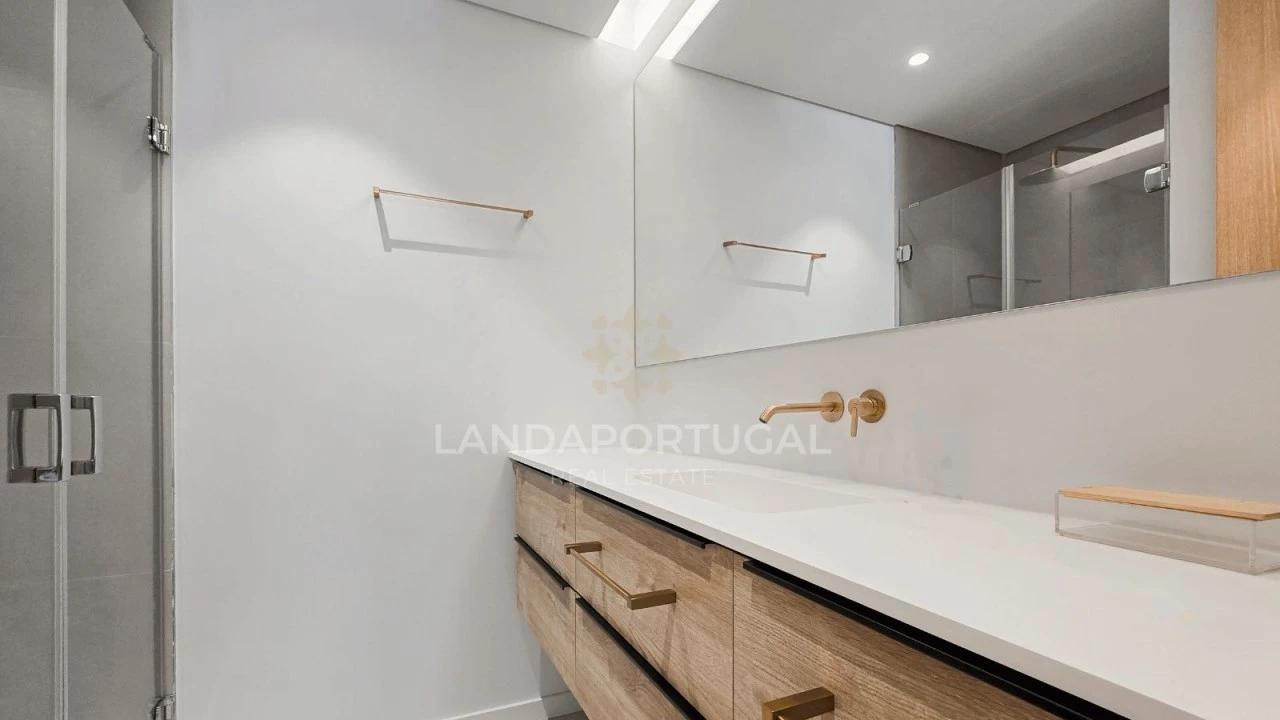 Apartamento T2 para Venda em Santa Luzia Foto 13