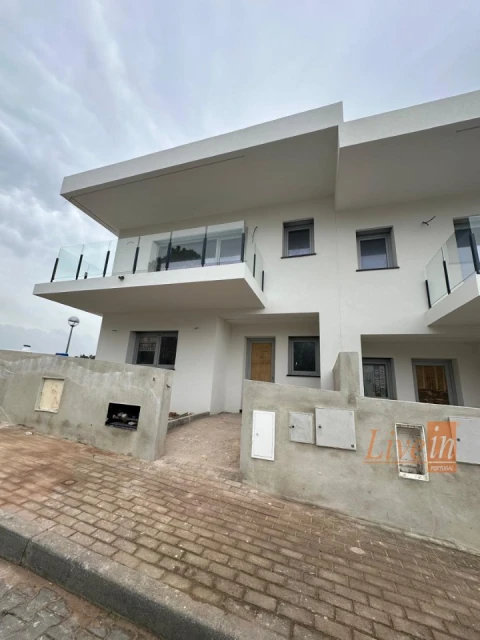 Moradia T3 para Venda em Ericeira