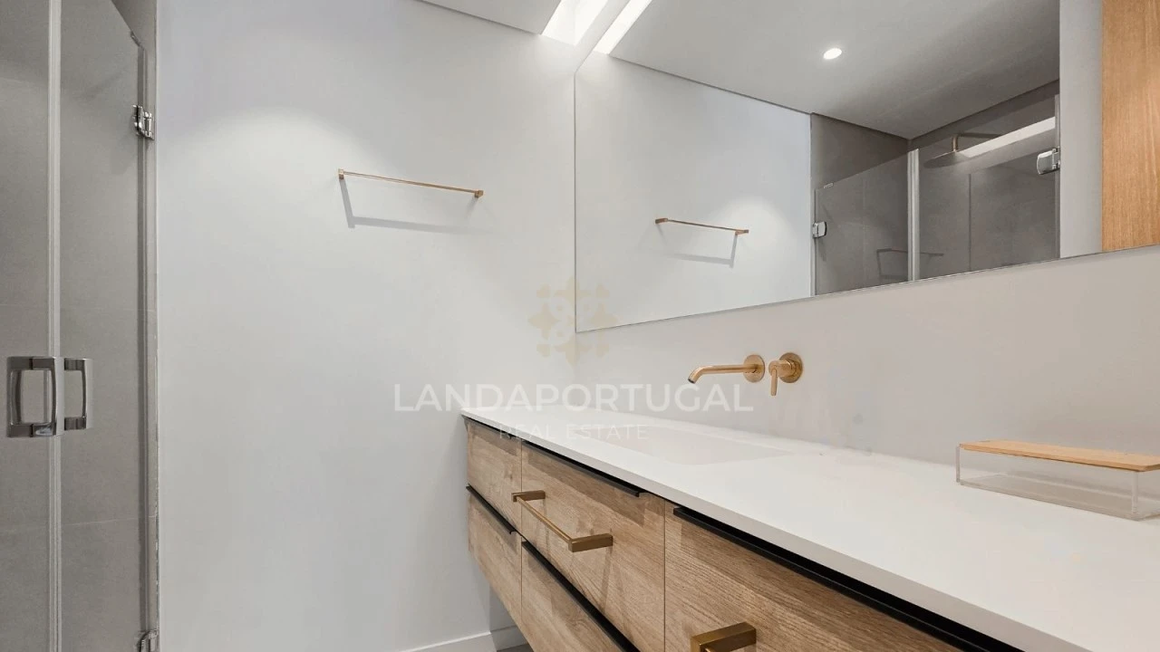 Apartamento T2 para Venda em Santa Luzia Foto 13