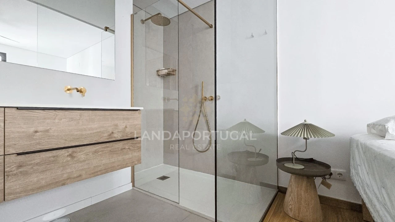 Apartamento T2 para Venda em Santa Luzia Foto 9