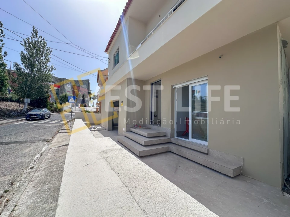 Moradia T3 para Venda em Santa Maria, São Pedro e Matacães Foto 22