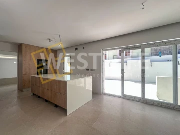 Moradia T3 para Venda em Santa Maria, São Pedro e Matacães