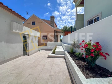 Moradia T3 para Venda em Santa Maria, São Pedro e Matacães