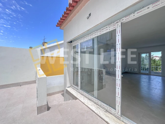 Moradia T3 para Venda em Santa Maria, São Pedro e Matacães Foto 16